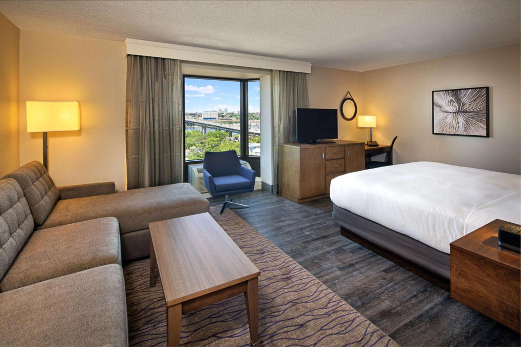 Doubletree By Hilton Halifax Dartmouth Hotel Exterior photo