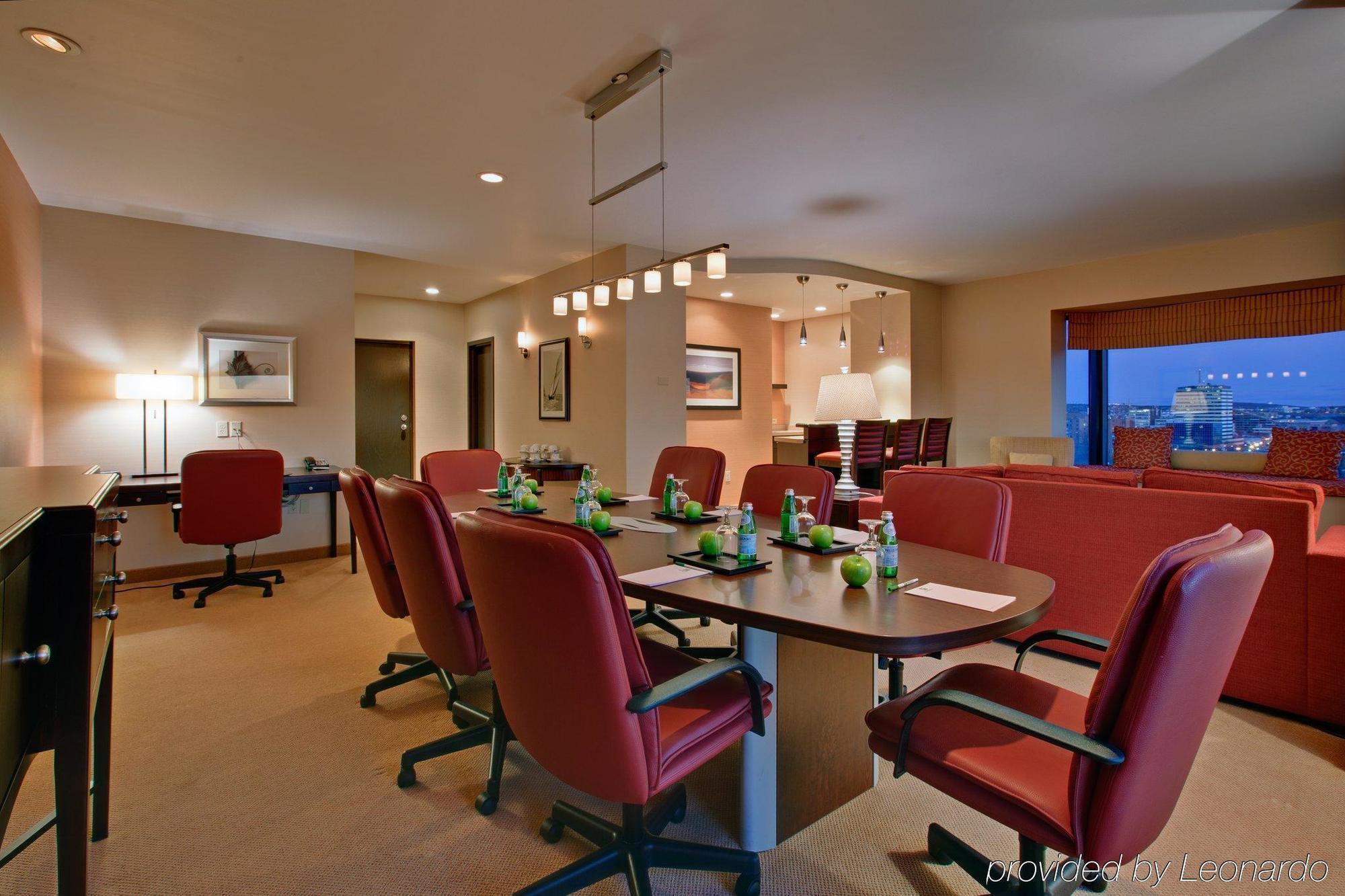 Doubletree By Hilton Halifax Dartmouth Hotel Facilities photo