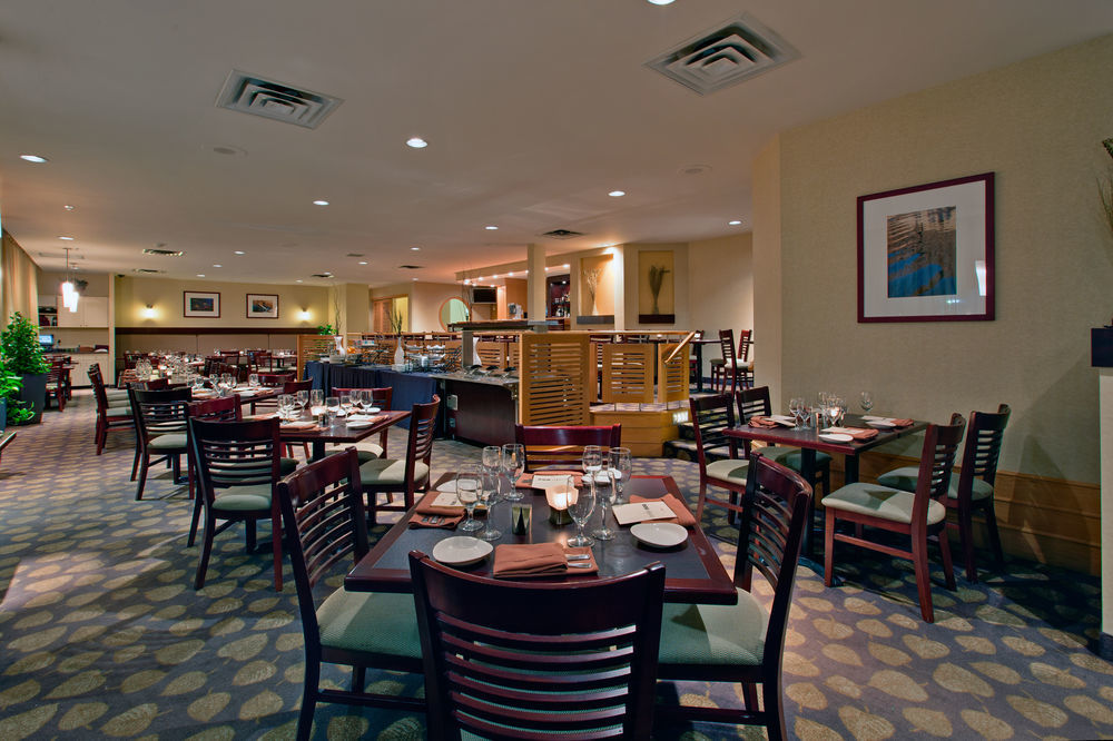 Doubletree By Hilton Halifax Dartmouth Hotel Exterior photo